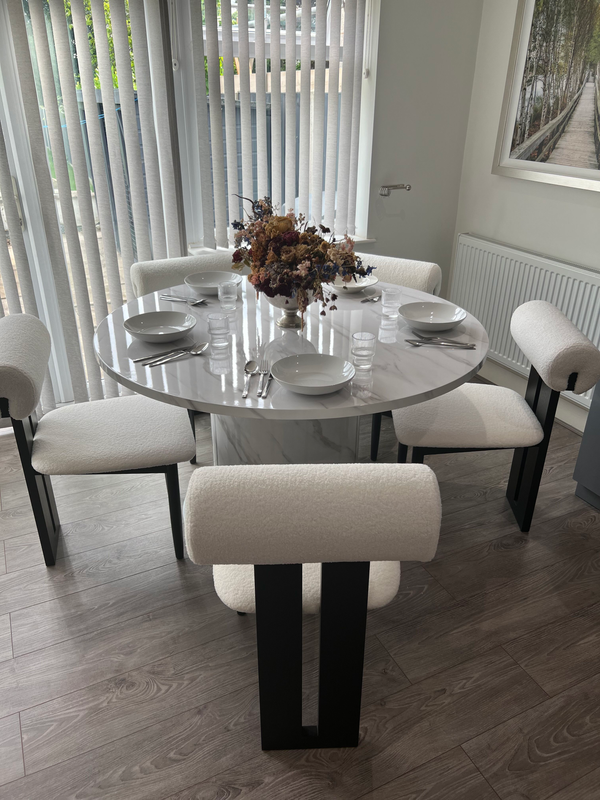 OLIVIA ROUND TABLE AND BOBA CHAIR DINING SET